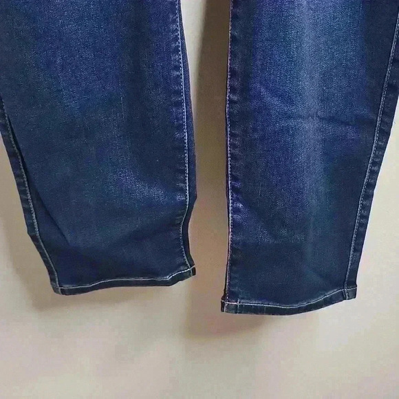 Torrid NWT New High Rise Jeggings Size 26T - Picture 2 of 13